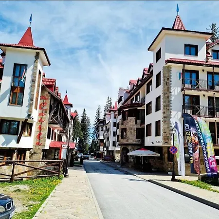 In Castle 1 بامبوروفو